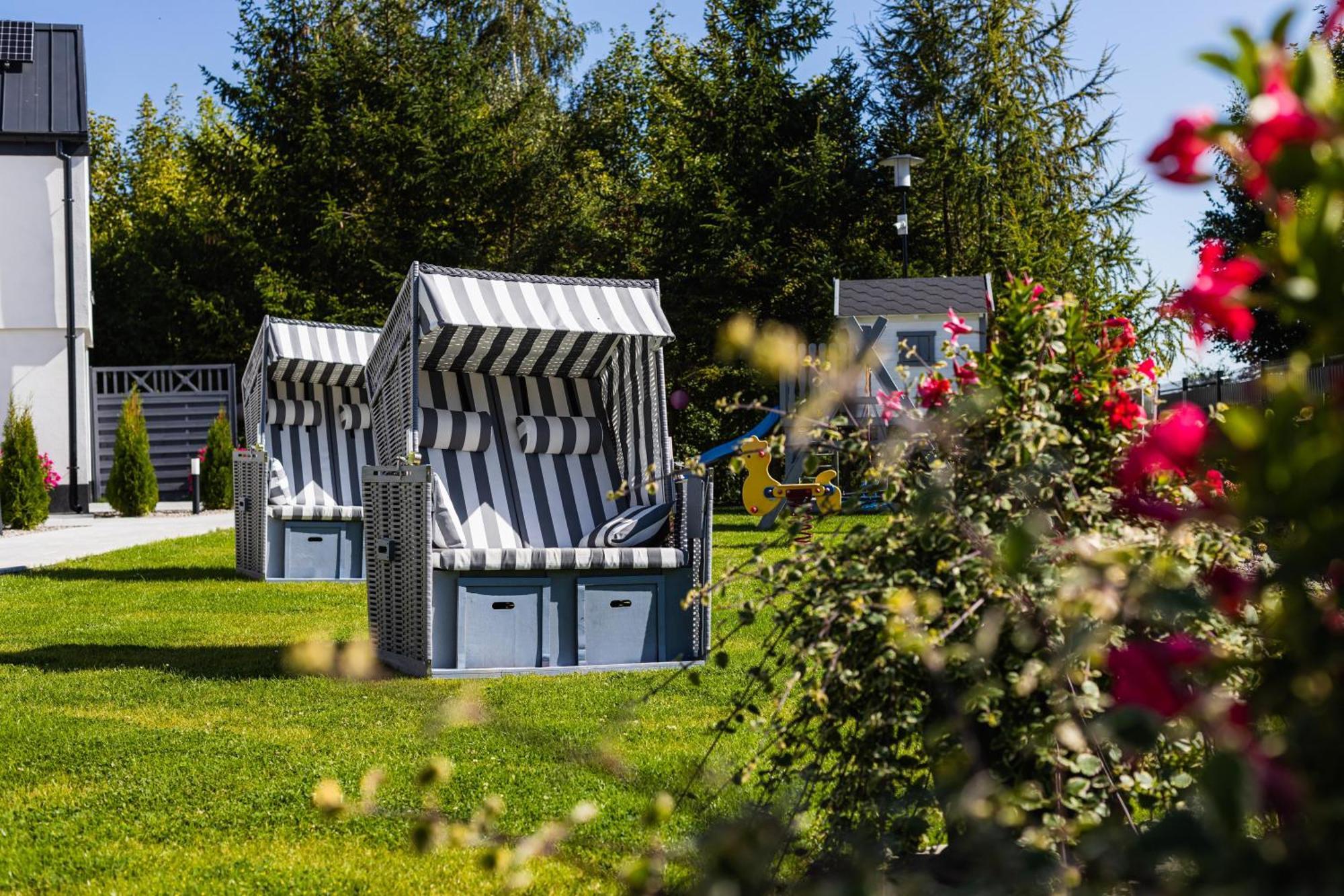 Ferienhaeuser Natureck - Zakatek Natury Rewal Buitenkant foto